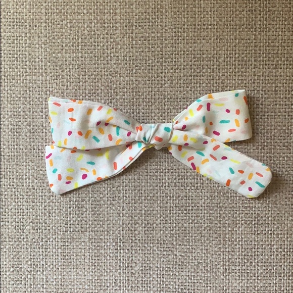 Pretzel sprinkle watermelon hair bows - Picture 5 of 6